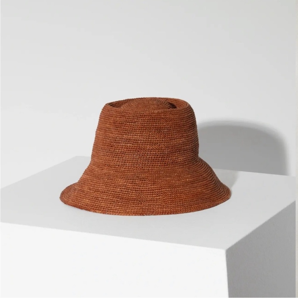 Janessa Leoné Felix Bucket Hat